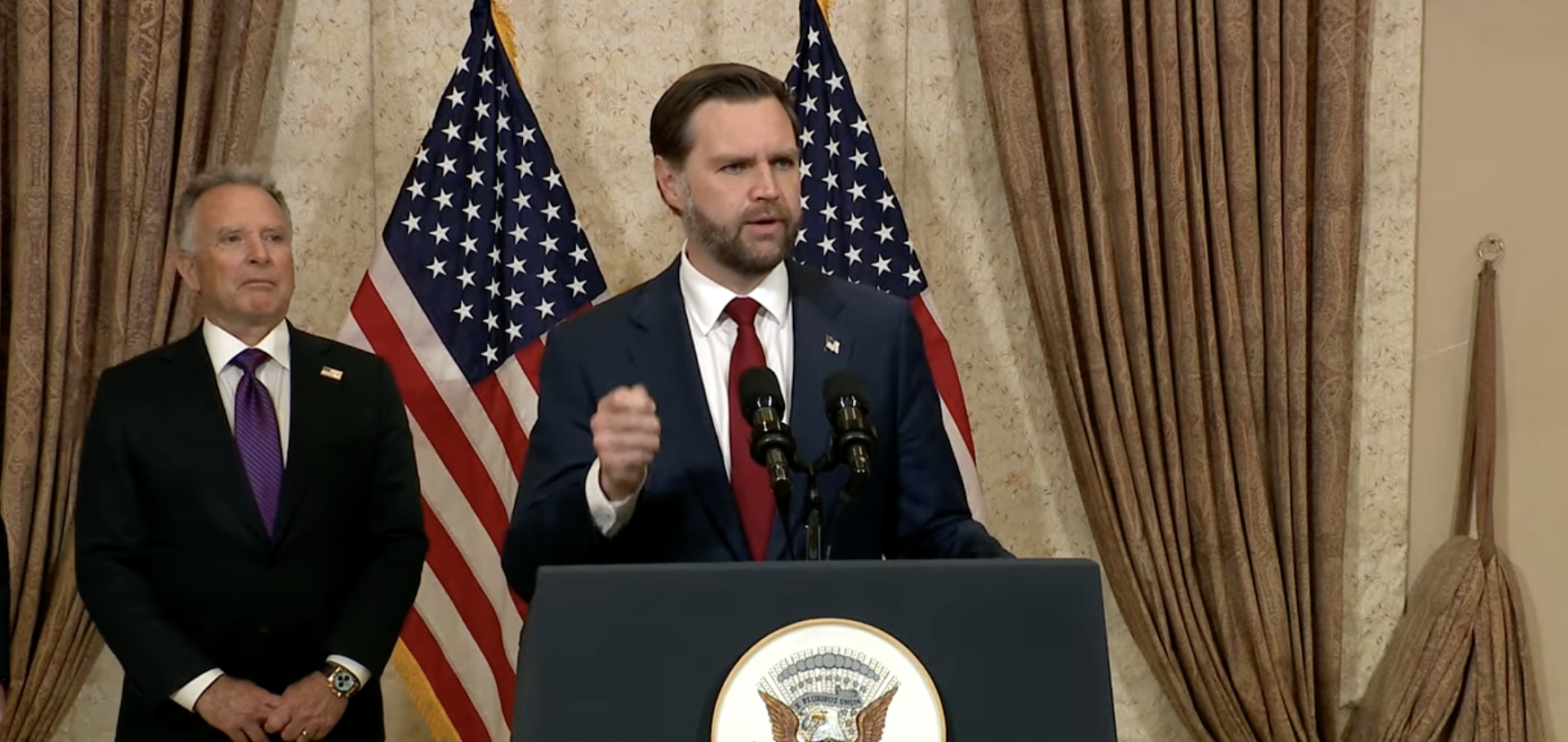 【万斯：特朗普与伊谈判核心诉求是核问题】以军袭击致黎巴嫩2020人死6436人伤