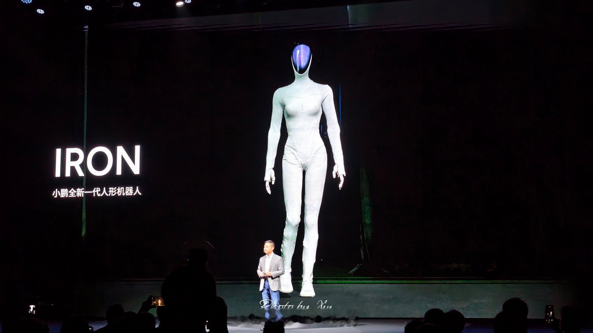 何小鹏：人心中的成见是一座大山小鹏x9超级增程今晚预售大v聊车 ​​​​小鹏X9