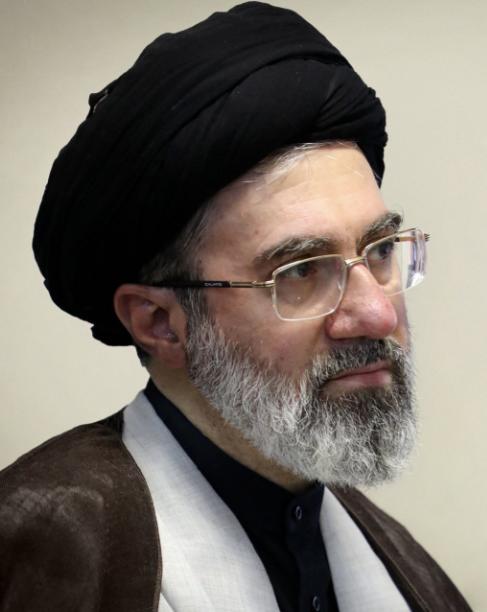 伊朗喊话中国！中国出手援助，多国紧急求助，这场中东风云谁能终结？

4月15日，