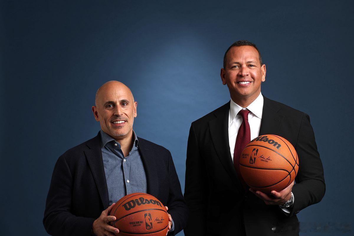 ESPN：森林狼新老板马克-罗雷和罗德里格兹表态不愿意被划到东部。联盟正在考虑扩