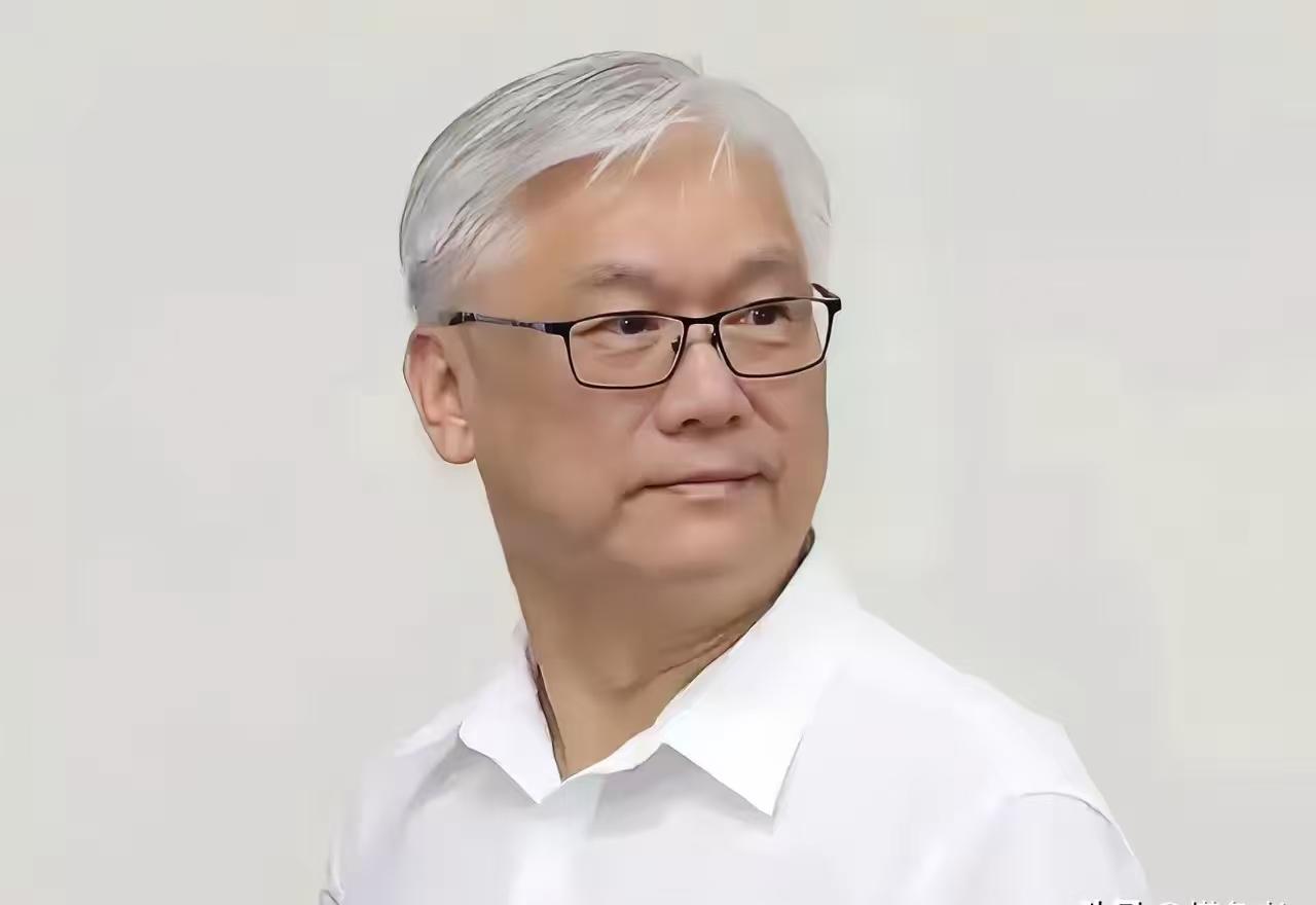 这是独台分子、曾担任国民党副主席的夏立言。他在担任前国民党副主席期间，曾在202