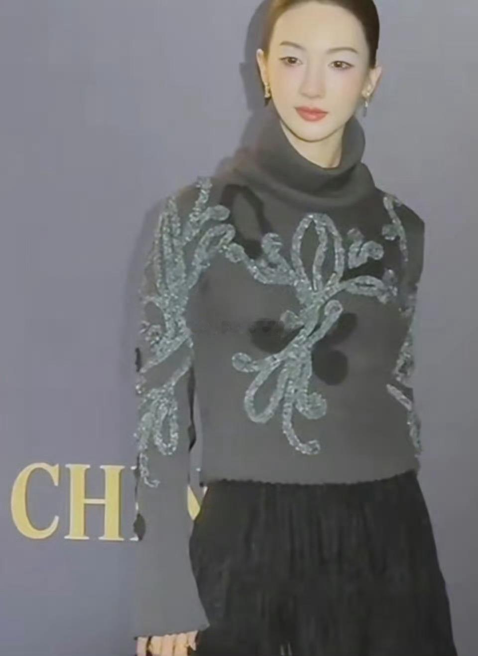 金晨怎么变这样了妆容的问题吧，我还是喜欢大喜化的韩妆 