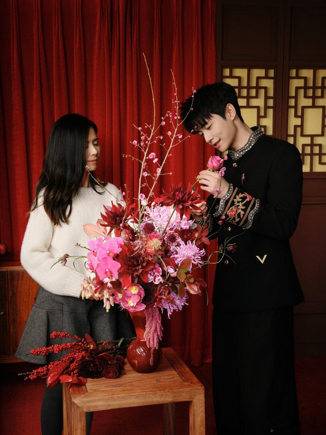 glass 「马驰」，是对生活节律的全新构想；「春意动」，则是让一切美好即刻抵达