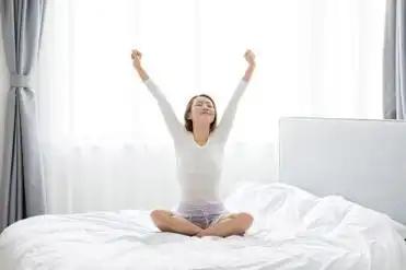 早上起床后，第一件事不是排便，也不是喝水，早知道早受益！

早上醒来，很多人第一