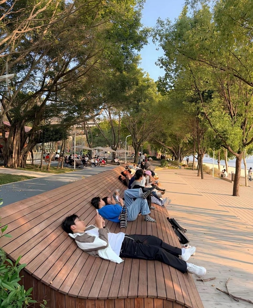 这个设计感觉可以，建议全国推广 