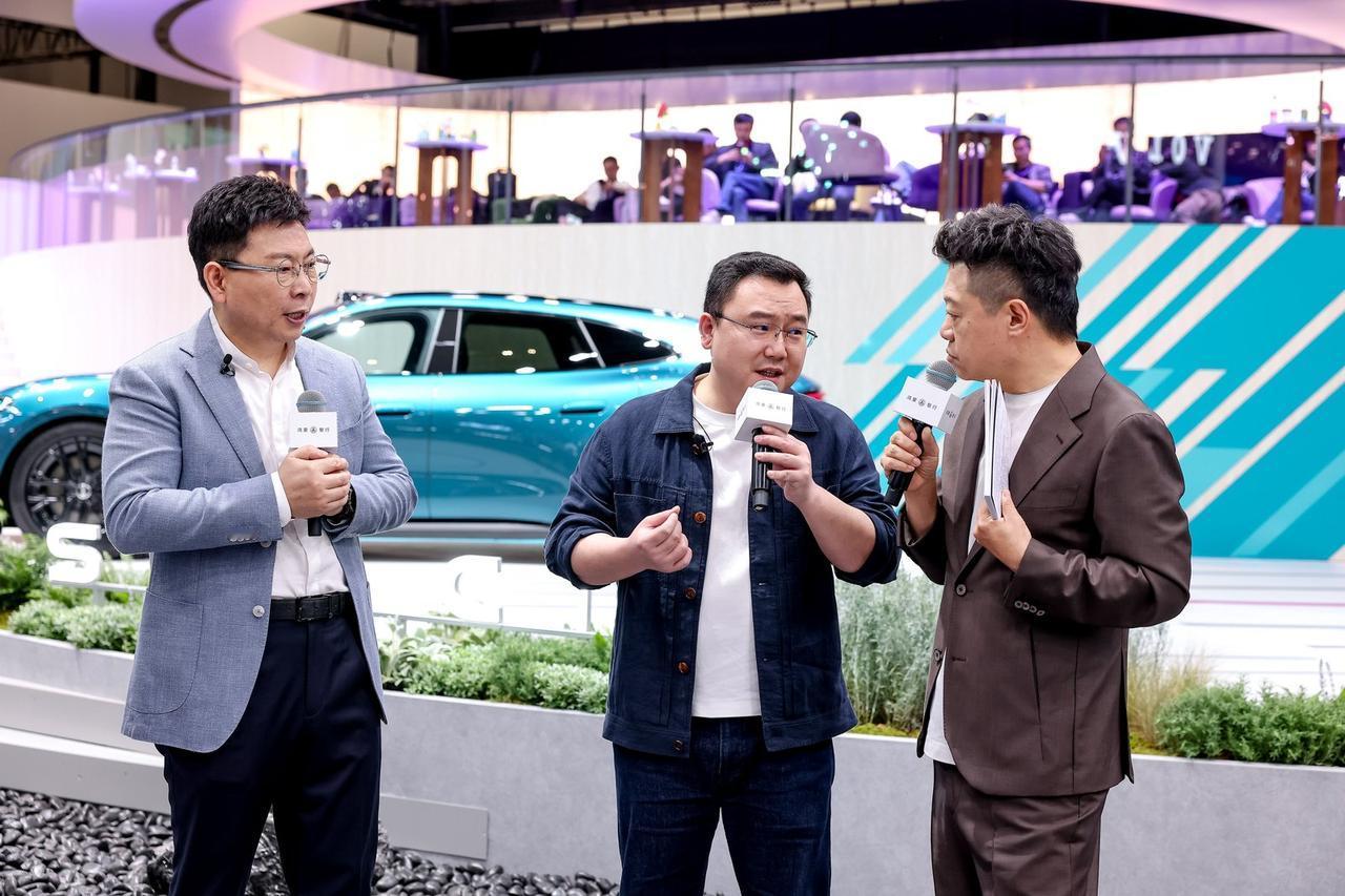 生态利他不是口号，鸿蒙智行正在改写产业链的游戏规则
这次北京车展，鸿蒙智行反复提