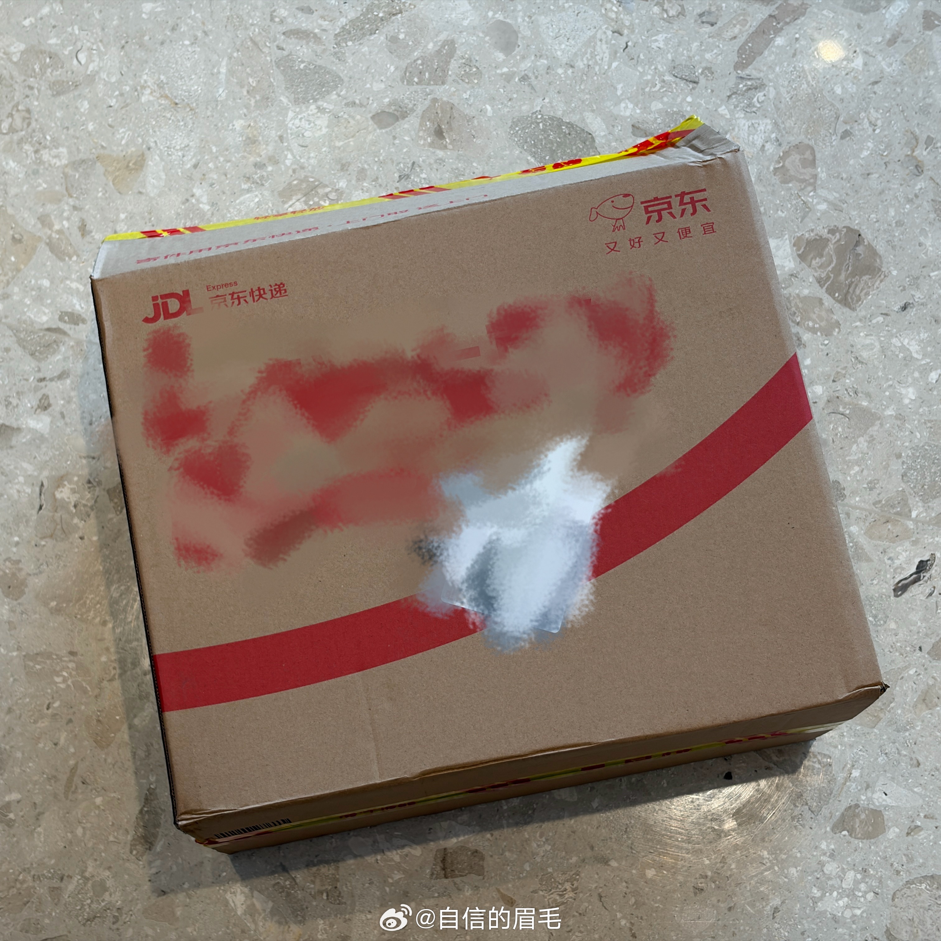 最近深圳想约个流感疫苗都约不上号，赶紧买了一箱夏天用的轻薄😷，在广东的朋友们也