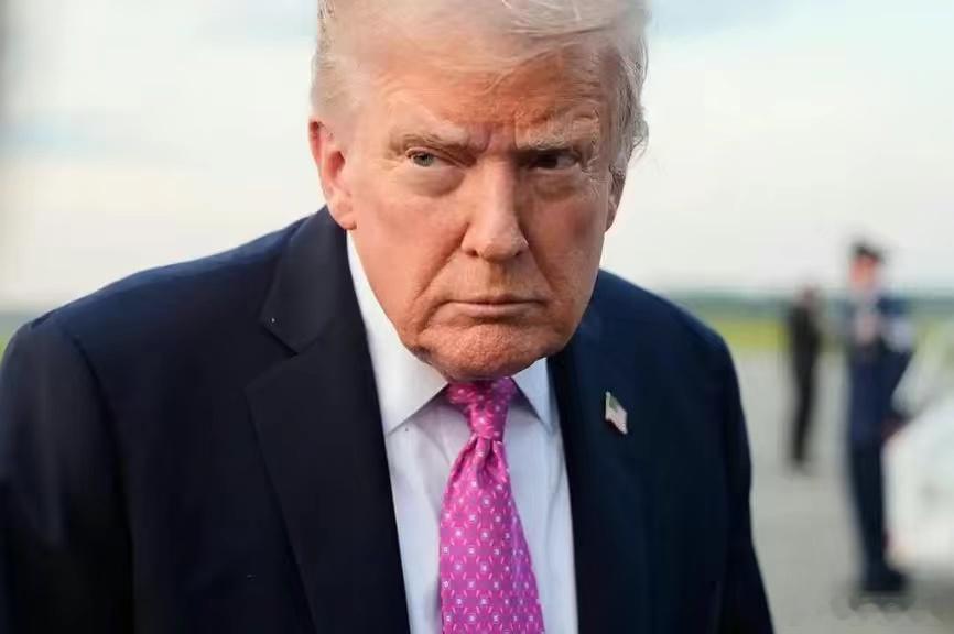 美国不帮沙特打胡塞，不是不重视沙特，也不是美国喜欢和平，主要还是胡塞武装手里有美