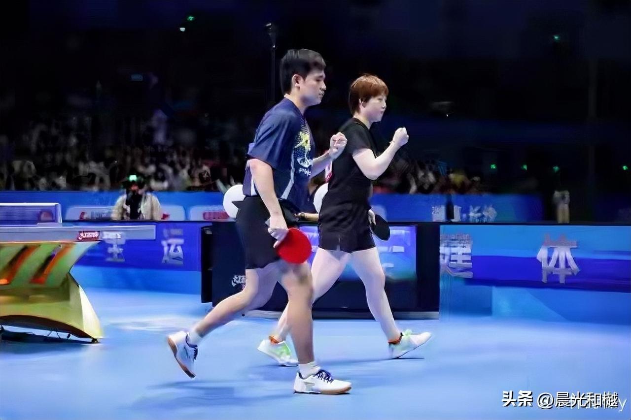 林诗栋：依旧熟悉、继续努力！

在战胜袁励岑王艺迪组合、为国家队夺得全锦赛混双冠