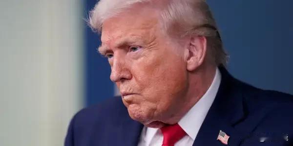 美国财经频道亚历克斯报道：“这就是抛售美国”-随着全球逃离美国资产，美元、美国国