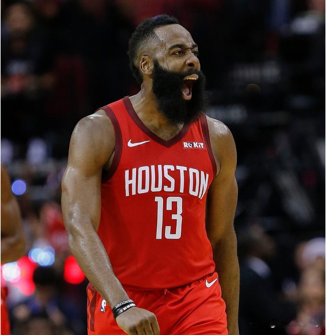 贝弗利：哈登改变了NBA比赛，甚至迫使联盟修改规则，实在是太强了！
前NBA球员