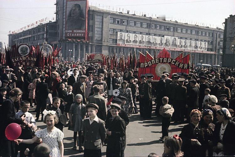 为什么在摆脱了苏联控制后东欧迅速繁荣富裕起来了？

多年前不少人对“摆脱苏联控制