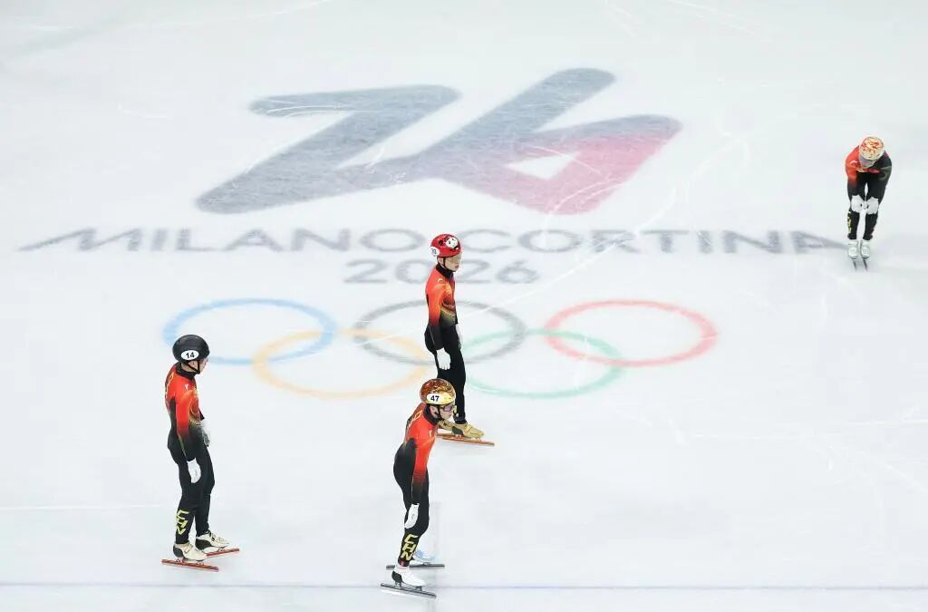 米兰冬奥会短道速滑男子5000米接力B组决赛，孙龙、刘少昂、林孝埈、张柏浩、李文