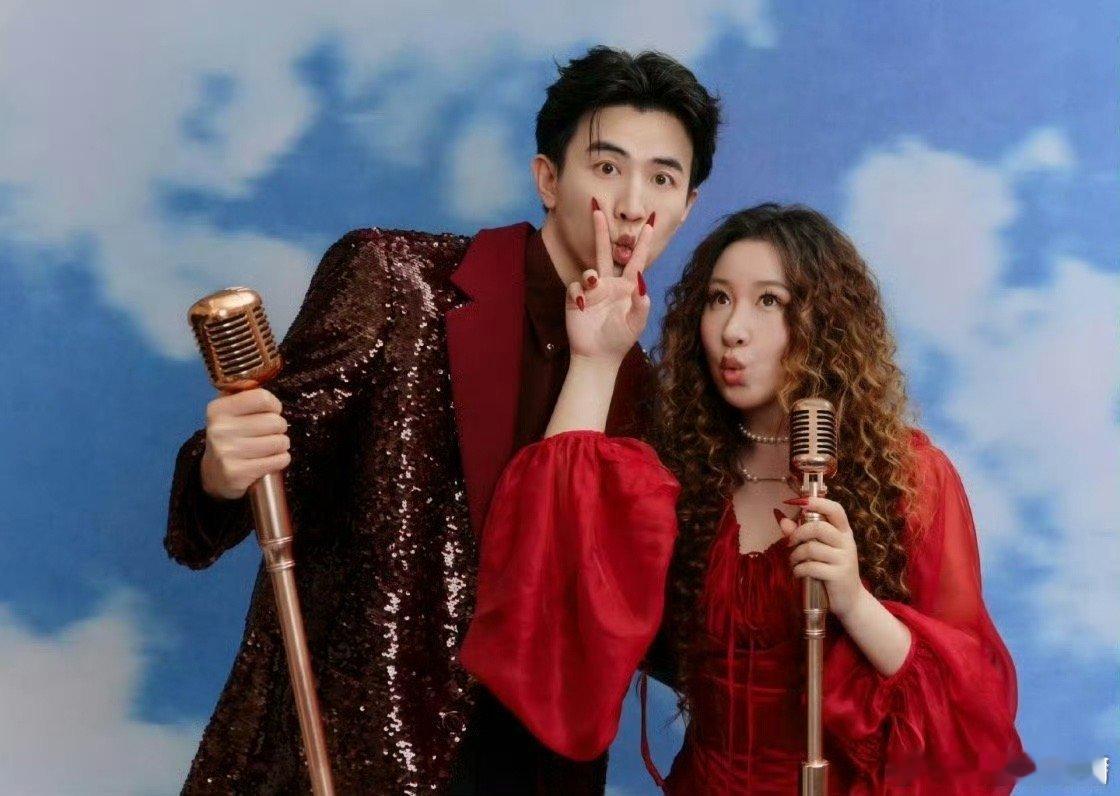 李川一听锤娜丽莎就心动周五晚高疯这反应也太真实了！李川一听锤娜丽莎，整个人都不一