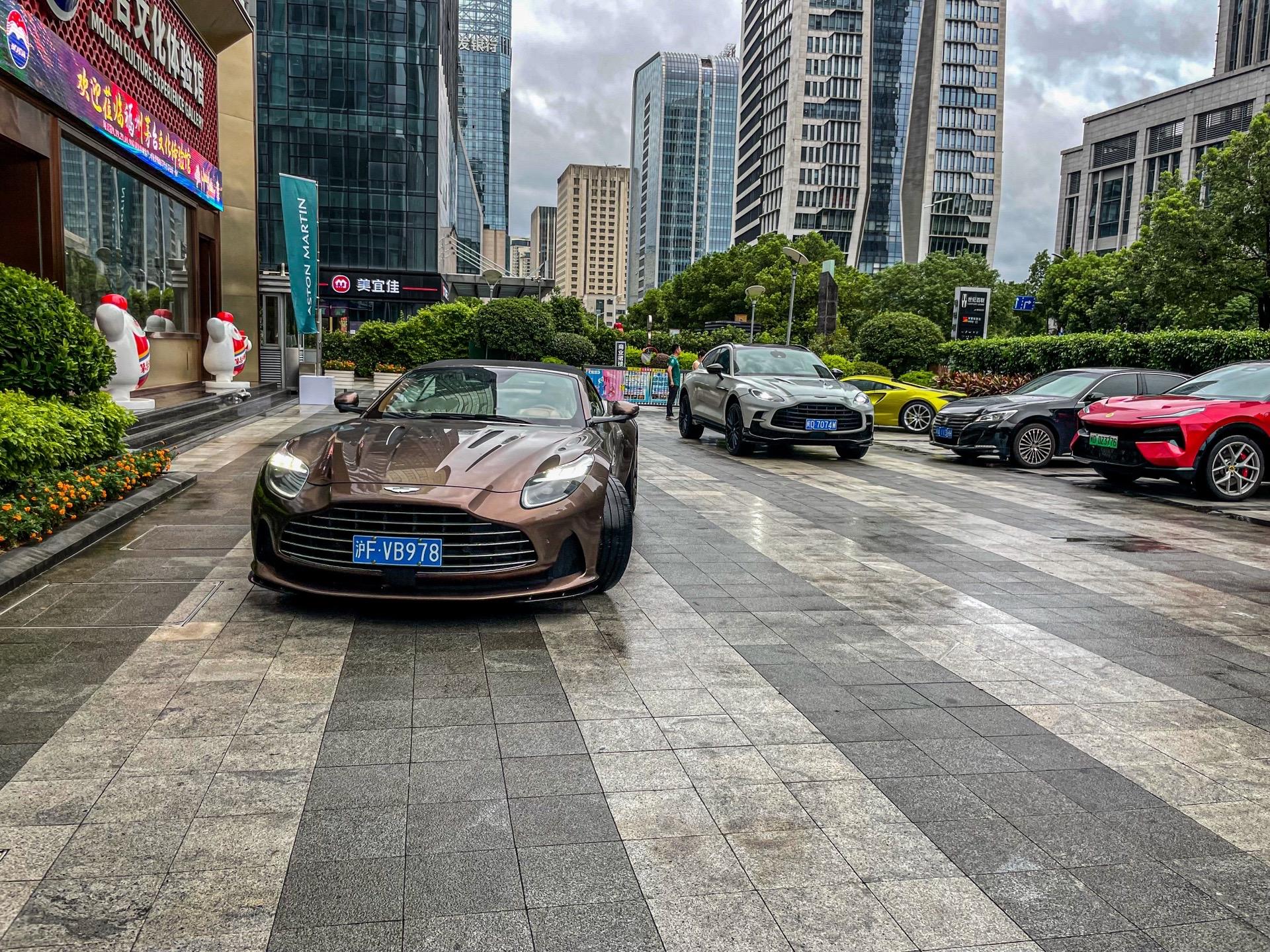 阿斯顿马丁DB12 是好车 超跑