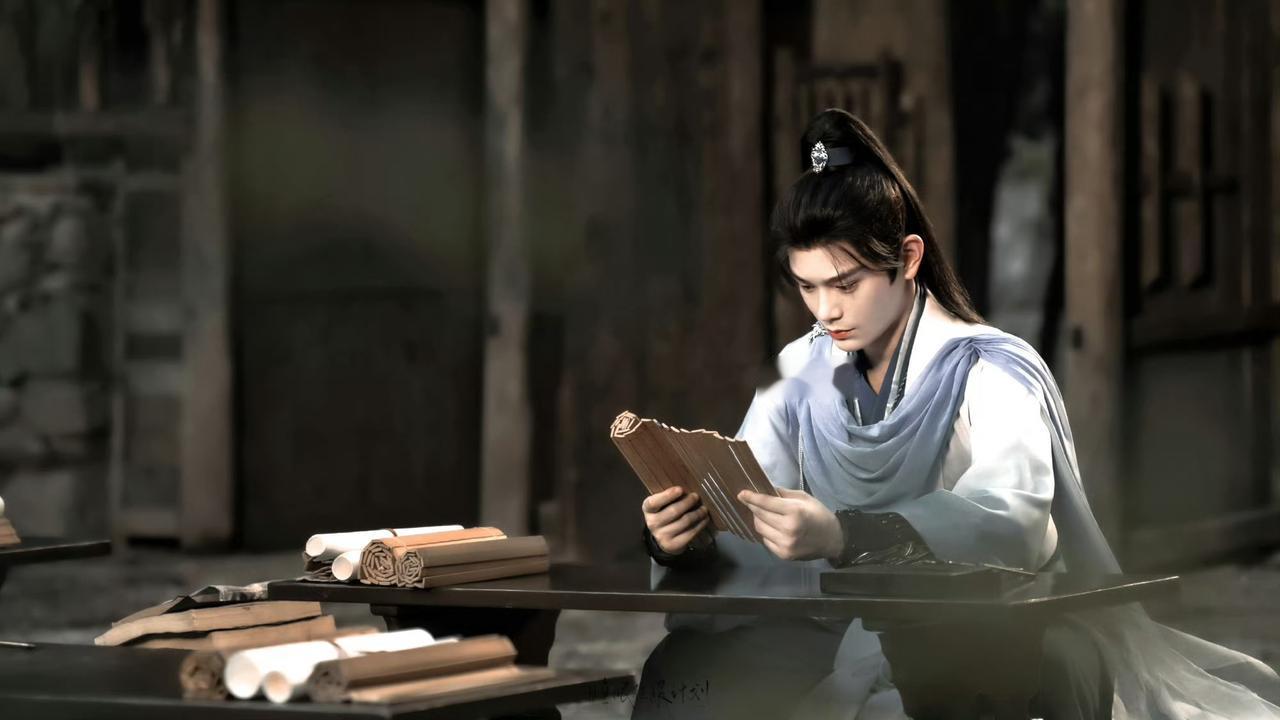 宋朝时期，赵光义当皇帝那会，孔守正、王荣两员武将有一次陪他在宫里喝酒，结果都喝多