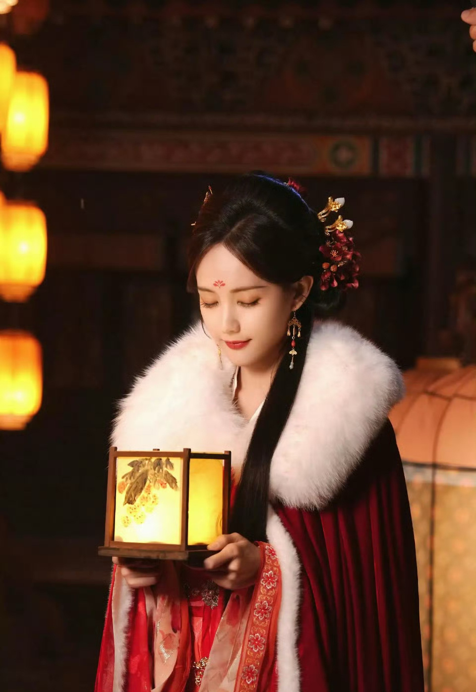 寒冬有寒冬的好处，像金枝如果搁以前，有剧本和导演撑住再码个热门🌸基本上过会就够