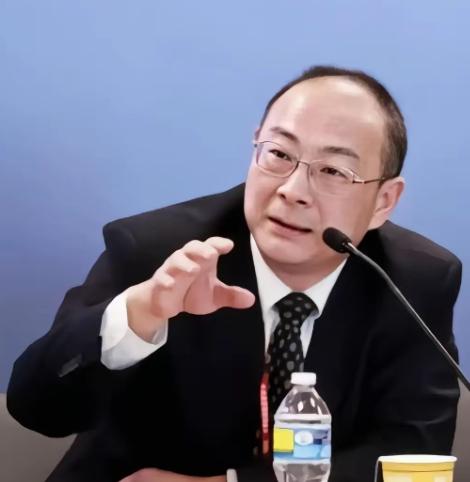 果不其然。
中国学者金灿荣公开表示：和平崛起违背人性和历史规律，必要时要靠武力实