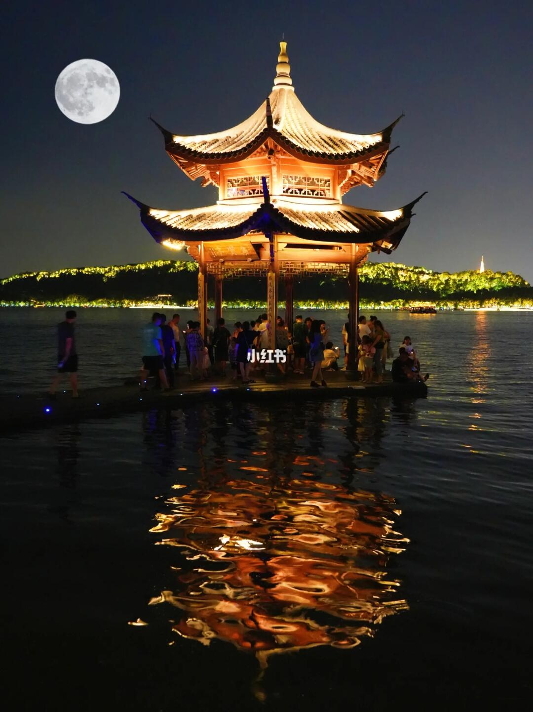 任何人来杭州‼️不夜游西湖😭我会伤心的