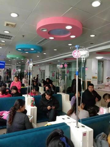 潍坊流感高发期到了！最近儿科门诊人满为患，医生赶紧提醒：48小时内用药是关键！ 