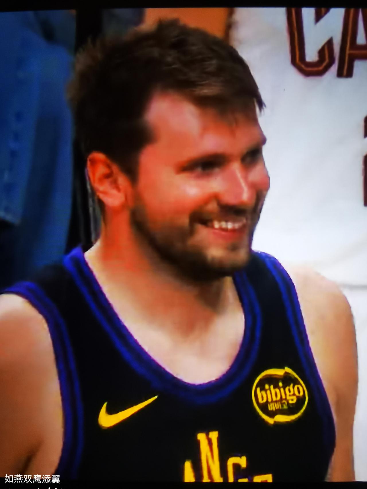 湖人季后赛的两大风险

        湖人主场127-113，战胜骑士，主场1