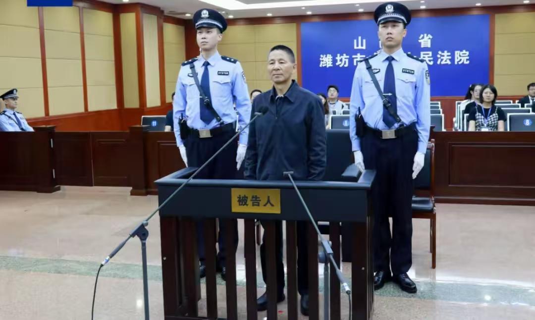 央媒发问：从“甲醛白菜”到“硫磺熏笋”，监管为何屡屡滞后
 
从甲醛白菜流入市场