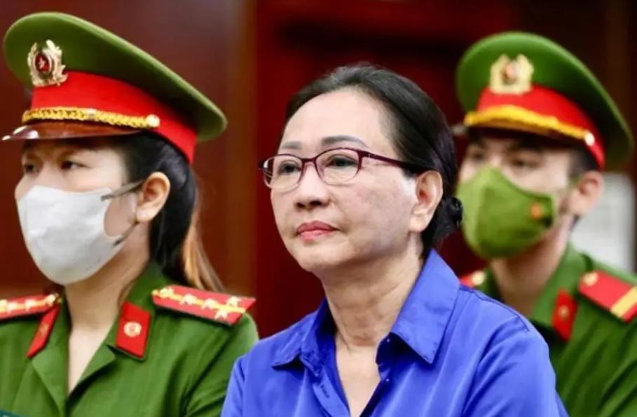 越南女首富被判死刑后，她在狱中苦苦哀求，愿捐556亿买自己的小命，成为一只“会下