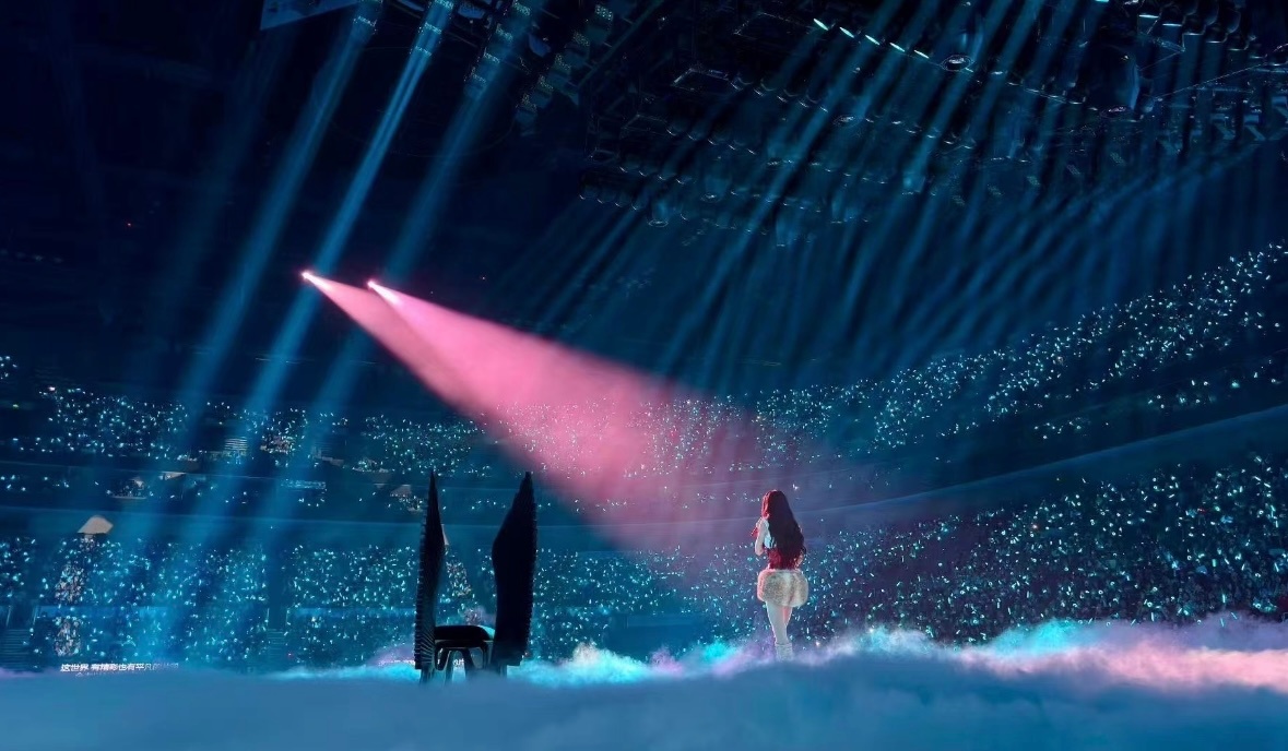 虞书欣 像一座座灯塔亮起来 