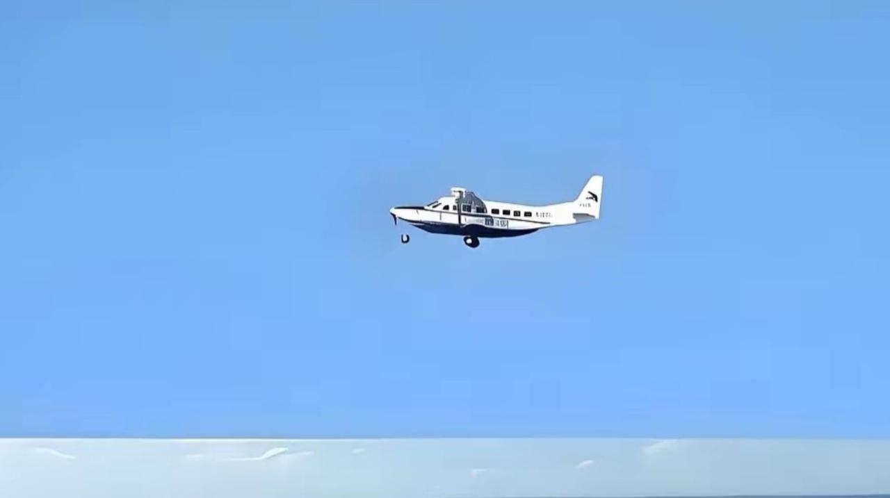 3月20日，菲律宾飞机再次逼近美济礁，这是在作死啊！

根据南部战区官方发布的权