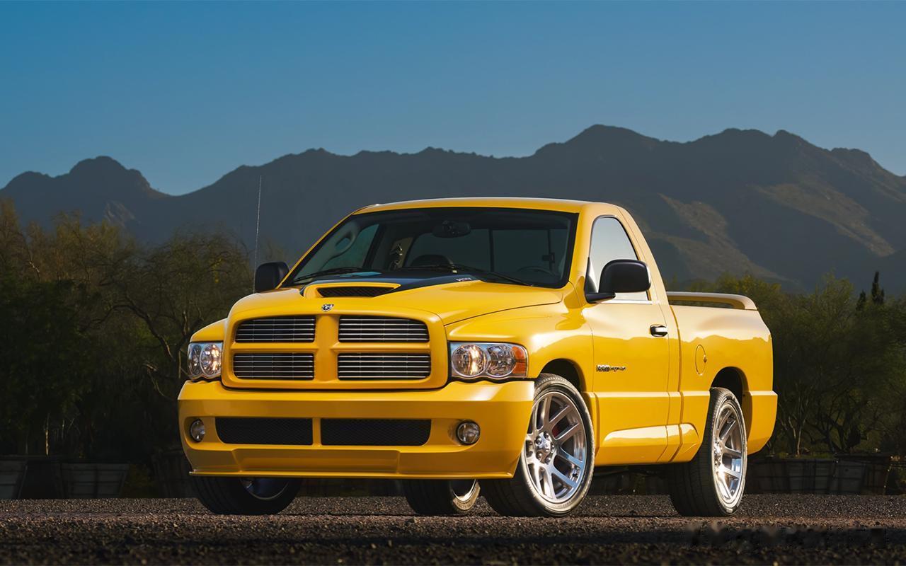 2005年道奇Ram SRT-10 狂野黄纪念版