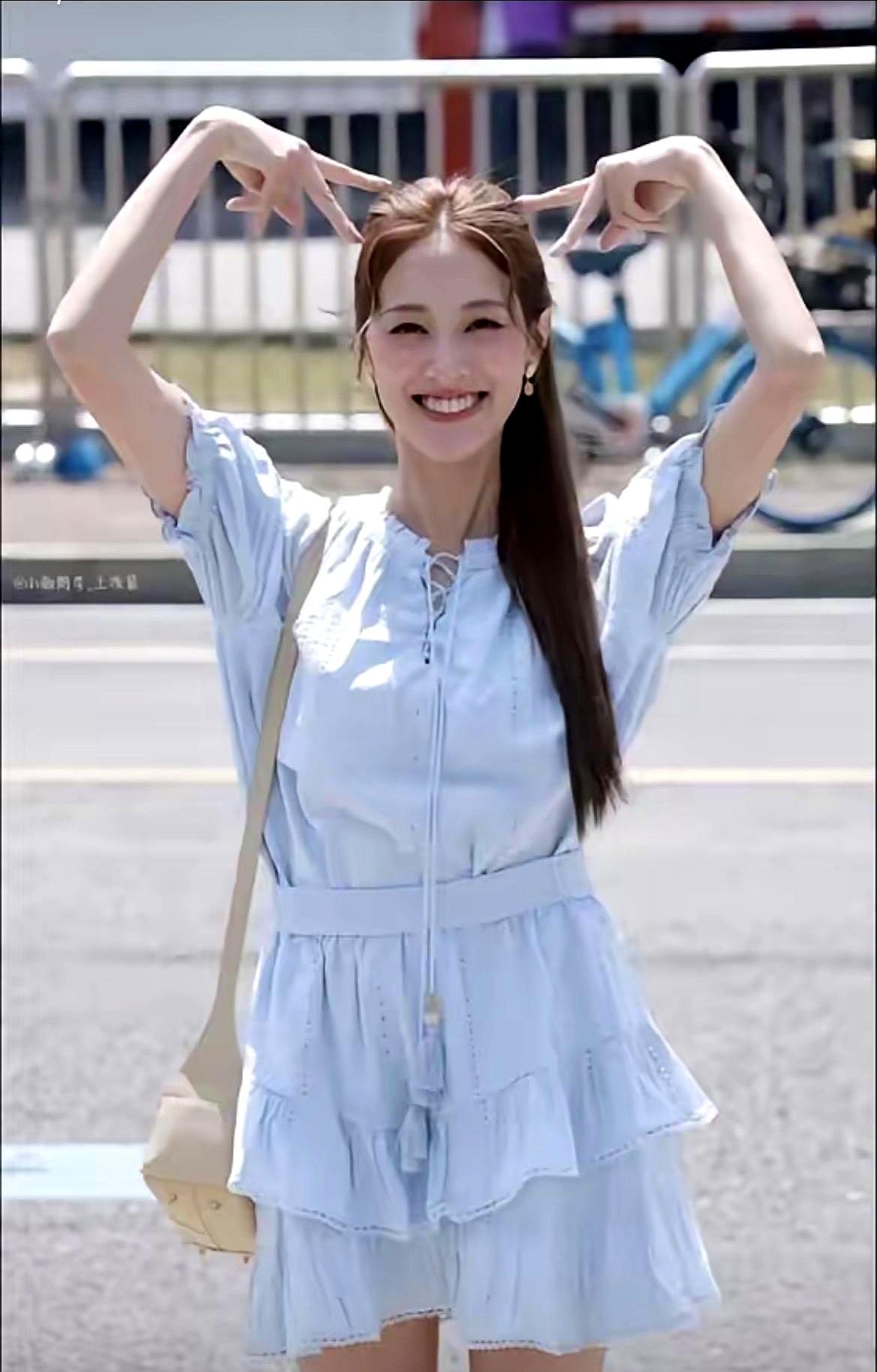 2025年香港IG广告销售额榜首，竟然是位三娃妈！
 

陈凯琳，就是那个201