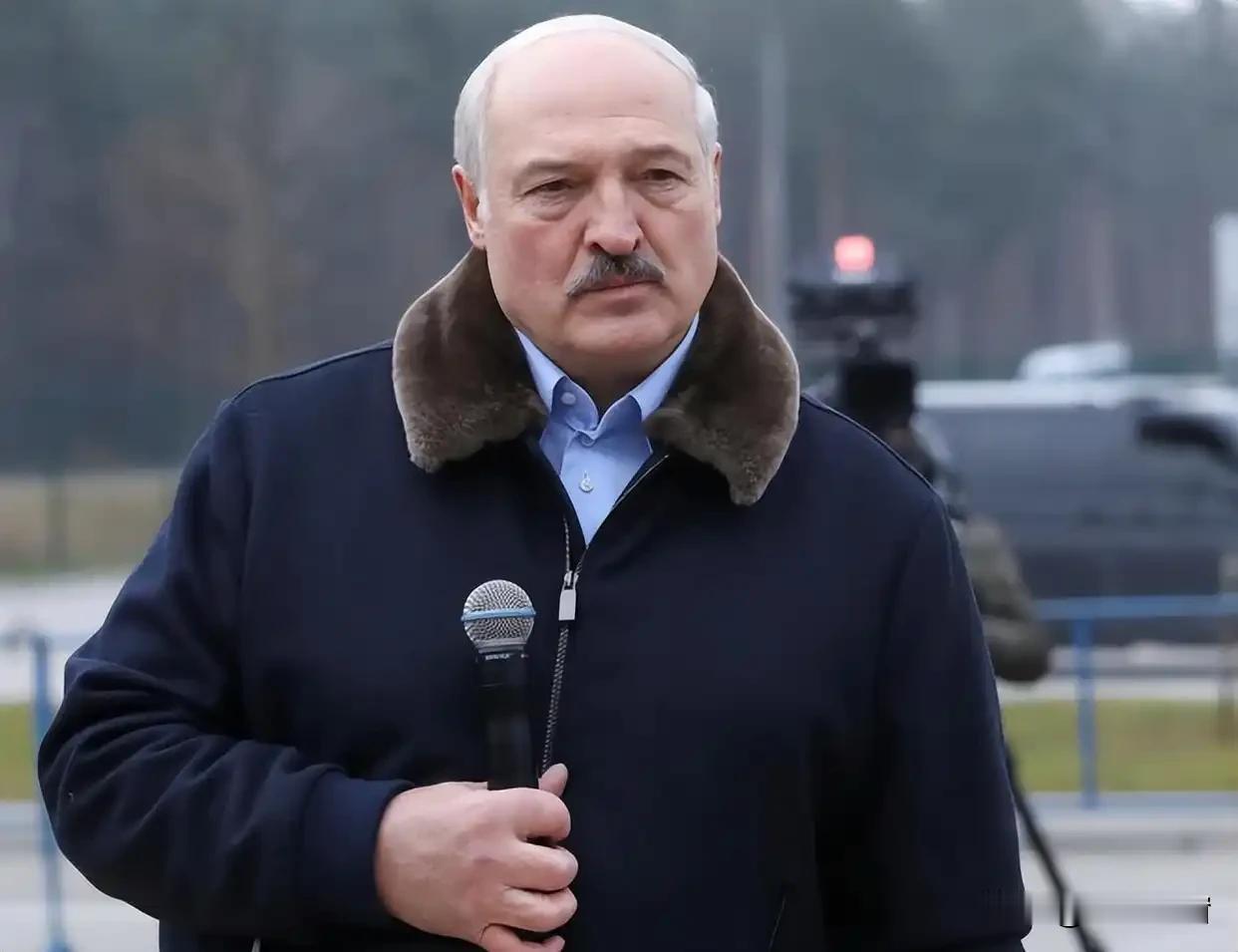 卢卡申科说“榛树”导弹从启动到命中才一分钟，听着吓人，实则根本不符合武器常识！先