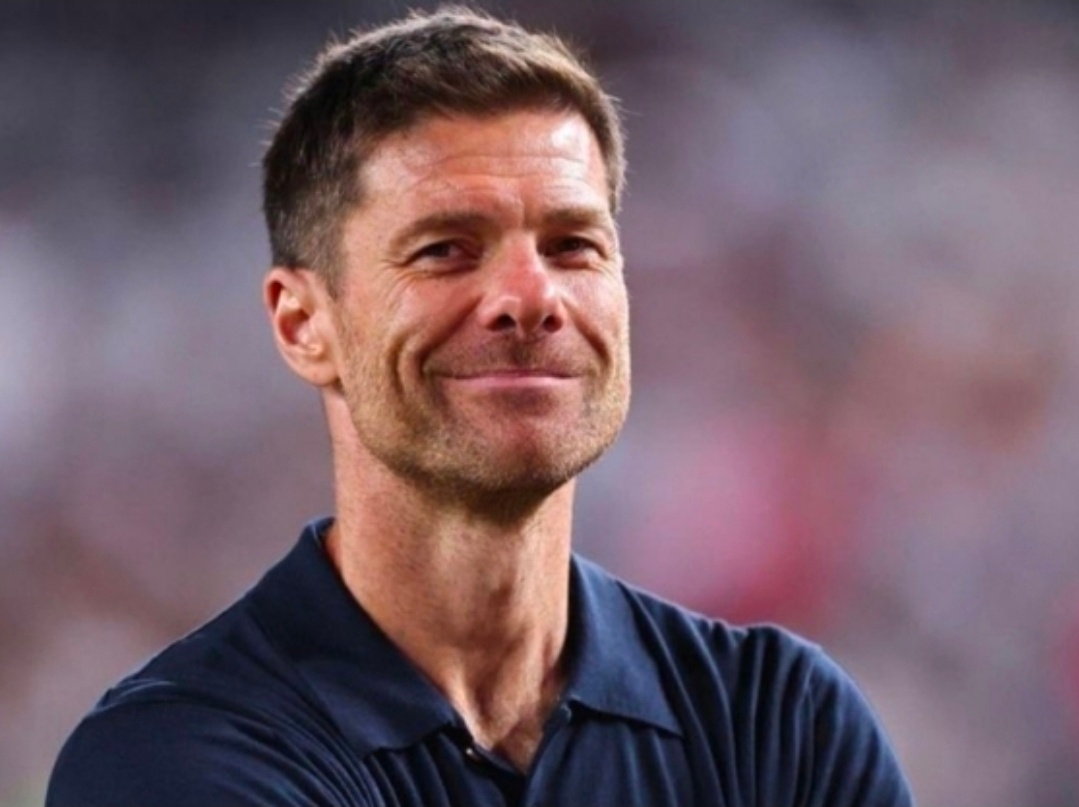 鲁尼：阿隆索最近更有可能选择观望，想等待利物浦帅位的空缺鲁尼在最新一期BBC播客