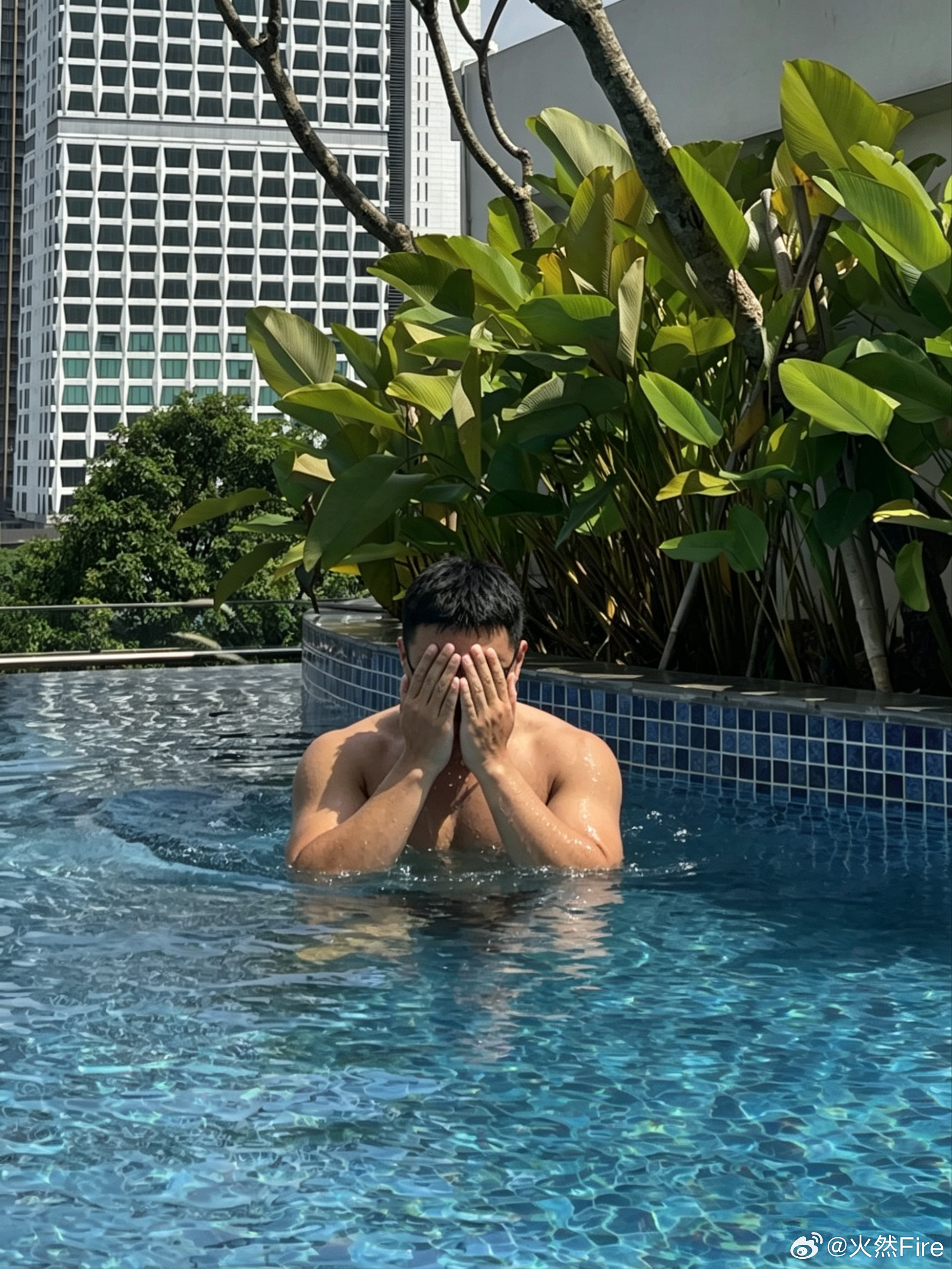 人生没有那么多观众，但有很多评委。 