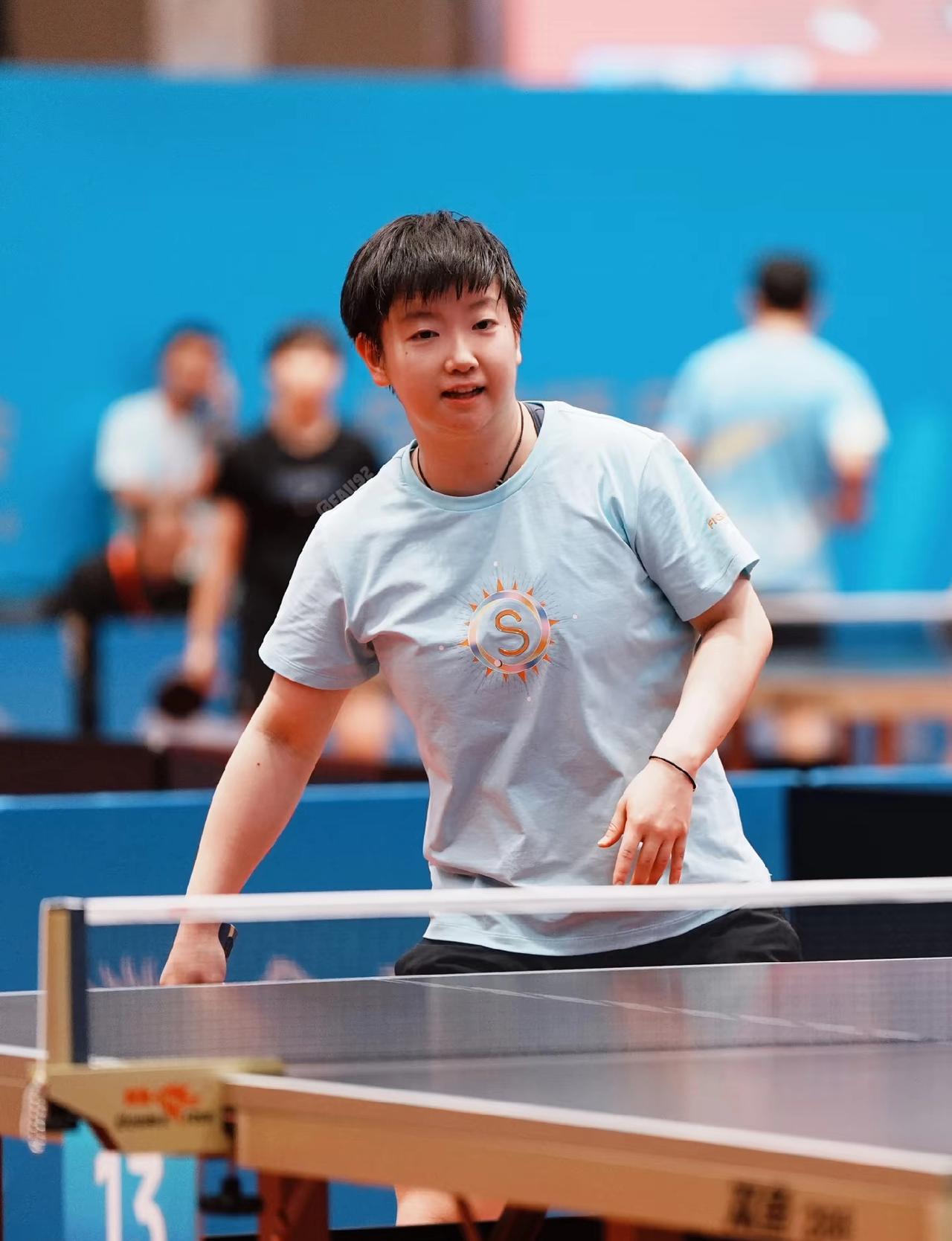 昨晚河北发布发文鼓励孙颖莎：
“辞家千里又千里，
务必争气再争气，
孙颖莎你已经