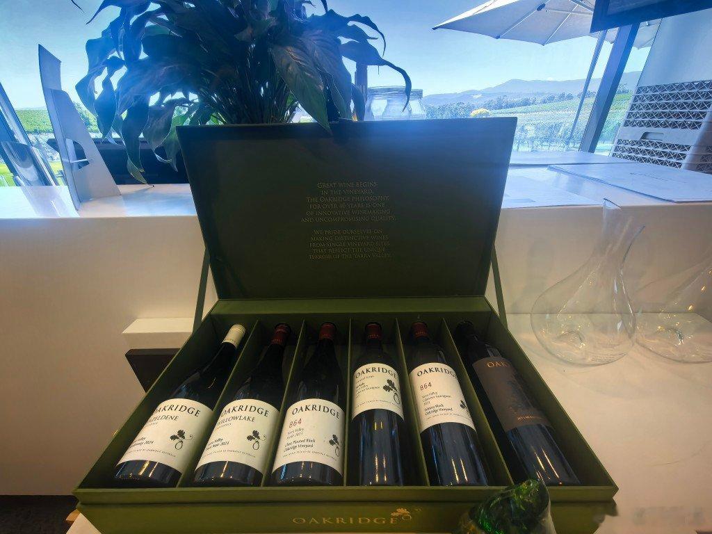 第三家，OAKRIDGE，霞多丽专业户这家的酒拿了不少奖，从品酒体验，这家也是最