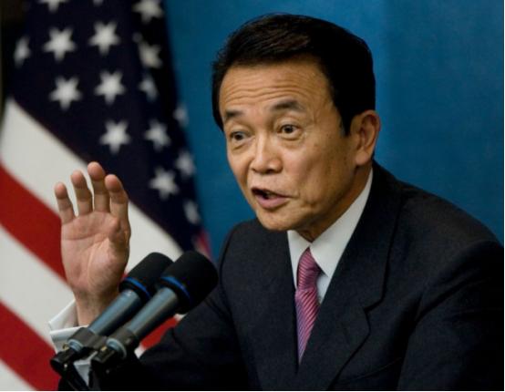 狼狈为奸！韩国瑜不顾劝阻，带领岛内各党派的议员窜访日本，抵达日本后，与前首相麻生
