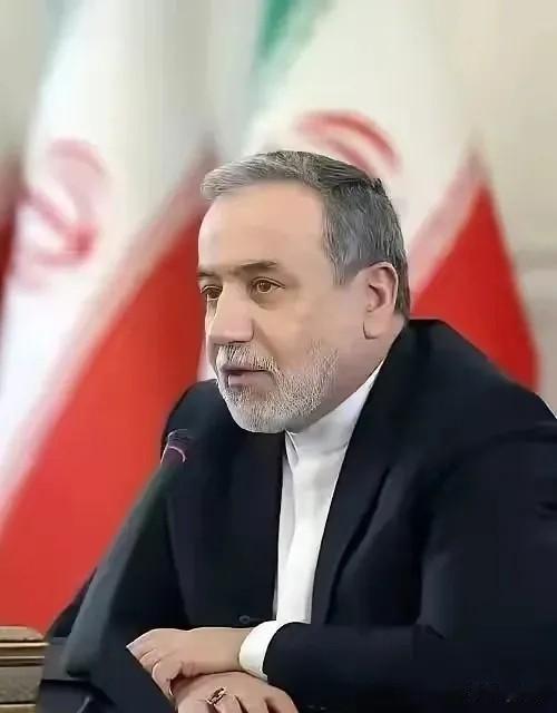 伊朗传来新消息！

4月22日凌晨最新消息，伊朗直接放了美国鸽子，原定今天在巴基