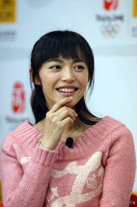 <青衣奖项>之【姚晨】篇：★获奖：《杜拉拉》第1届壹戏剧大赏年度最佳女主角奖《潜