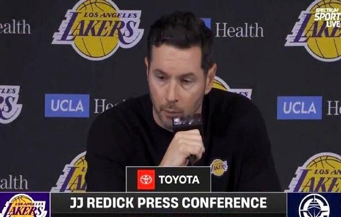 詹姆斯36分也白搭，湖人三分38中6直接冻住

12月20日洛杉矶德比，湖人88