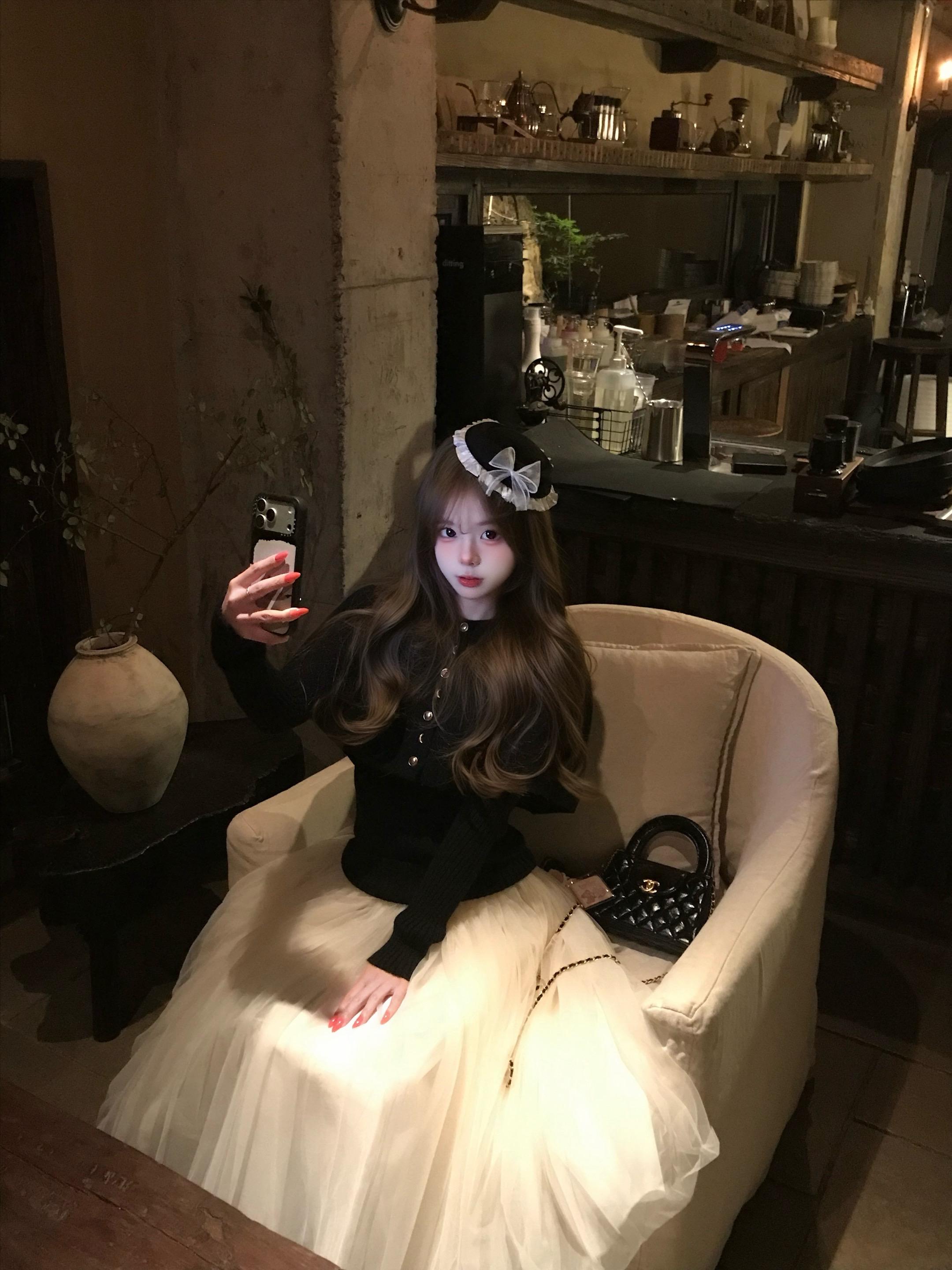 我本想下完这场雨去找你 哪知这场雨绵绵。