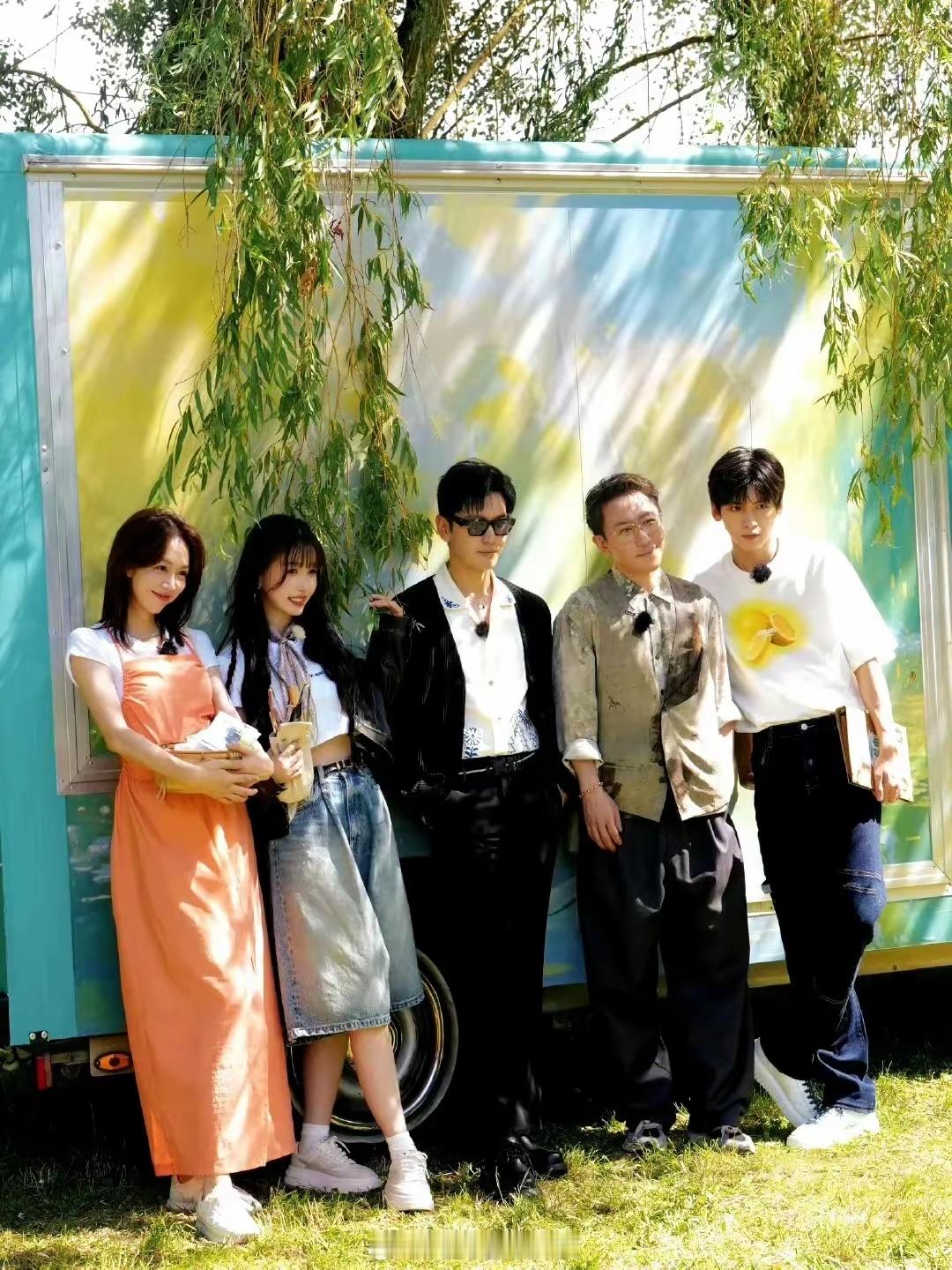 《中餐厅8》黄晓明很酷的表情帝，他现在怎么不演戏了呢，当年那个中国合伙人，真的是