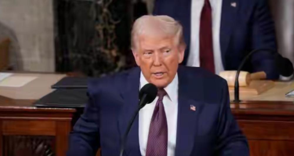 美国的斩杀线这个事已经发酵了三天，全世界都知道了，所有公知都闭嘴了，没有任何一个