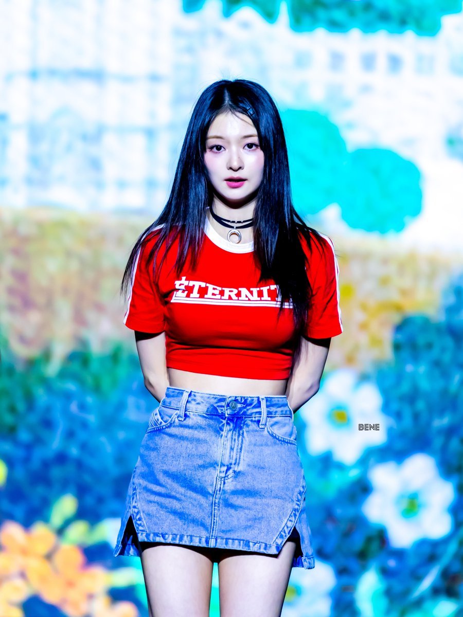 #李娜炅[超话]#🎂#李娜炅0601生日快乐# [图片]240601 生日贺图
