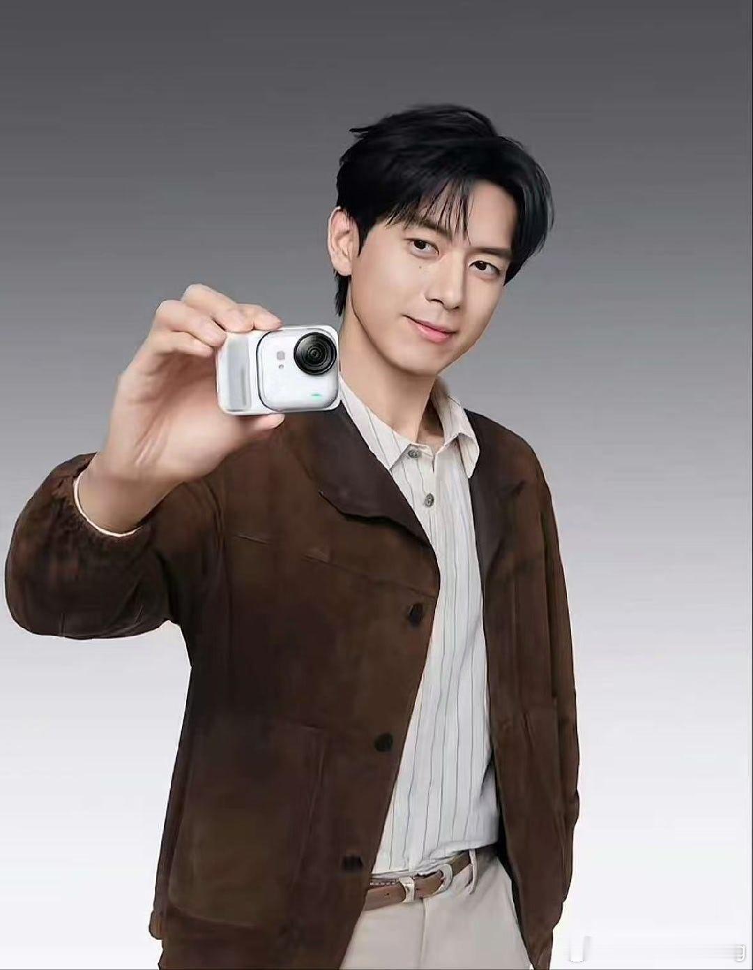 李现 lx李现影石品牌全球代言人 以脚步丈量大地，用影像珍藏时光。未来，让我们携