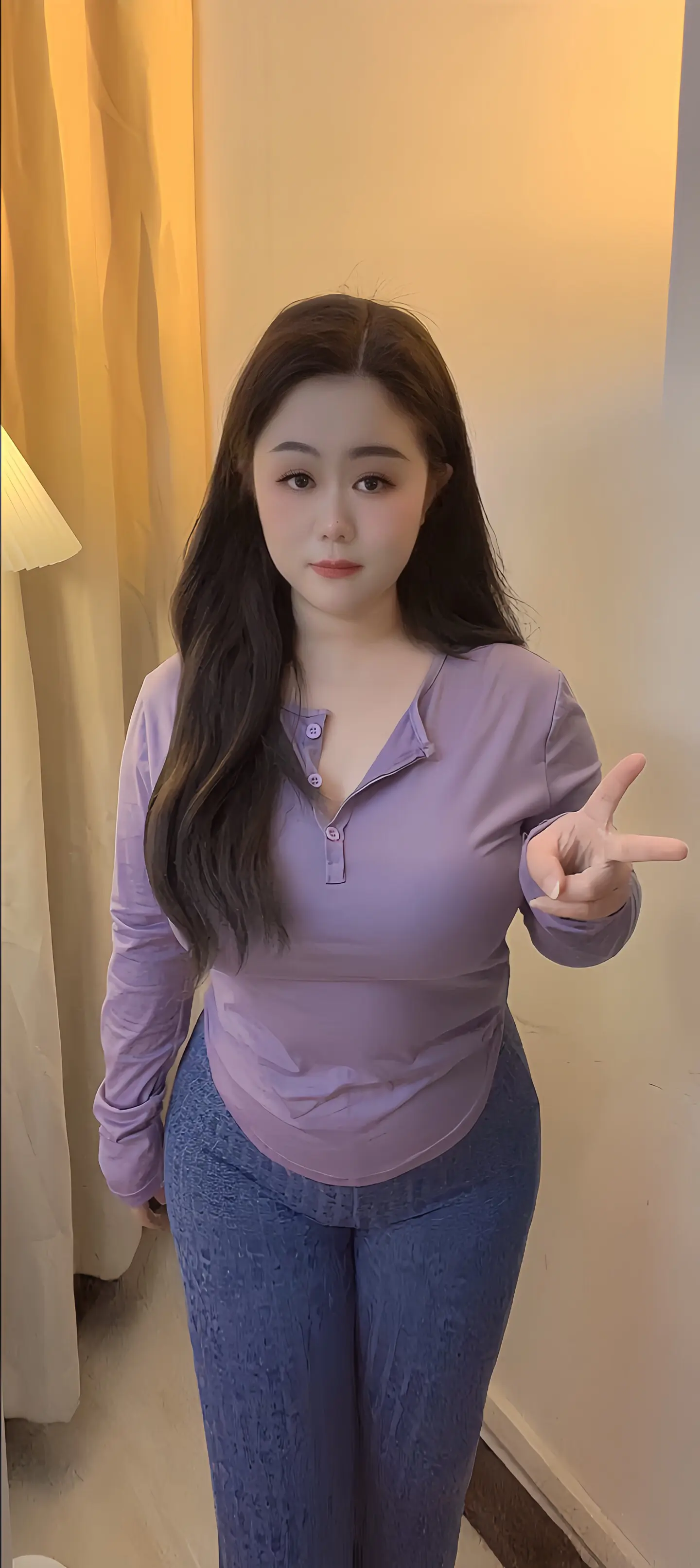 立秋了 不要红薯 不要奶茶 也不要转账 想要秋天的第一个男人😂
