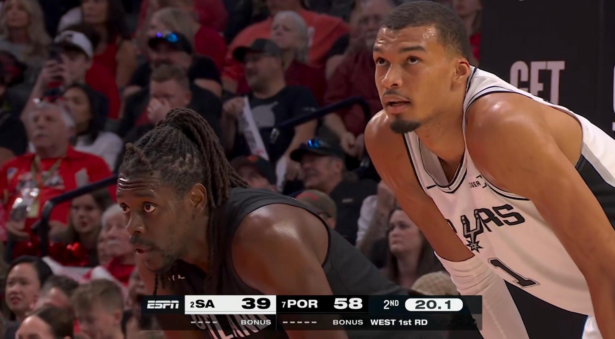 开拓者终于想起了自己身体好、体型大这件事，篮板球也保护了，对于文班亚马的防守格外