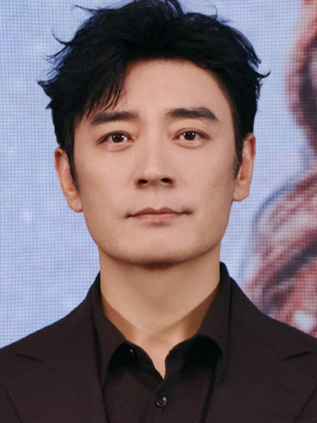 李光洁内娱梗王上新了李光洁一开口就是金句 把这段甩进好友群全在刷“他这嘴是被开过