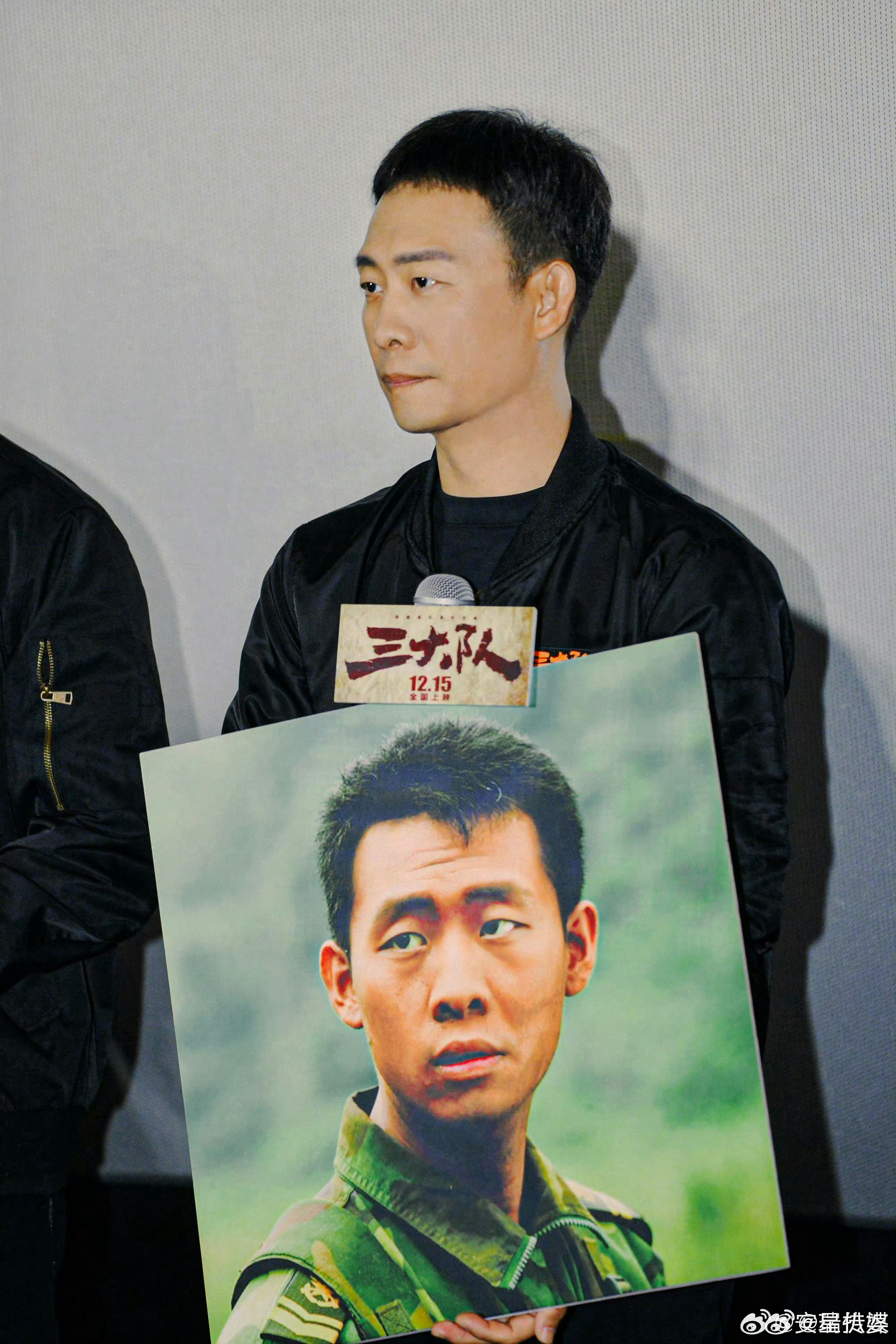 #电影三大队主演晒旧照回忆杀# 这一波回忆鲨看得我热泪盈眶[悲伤]当初为史今哭，