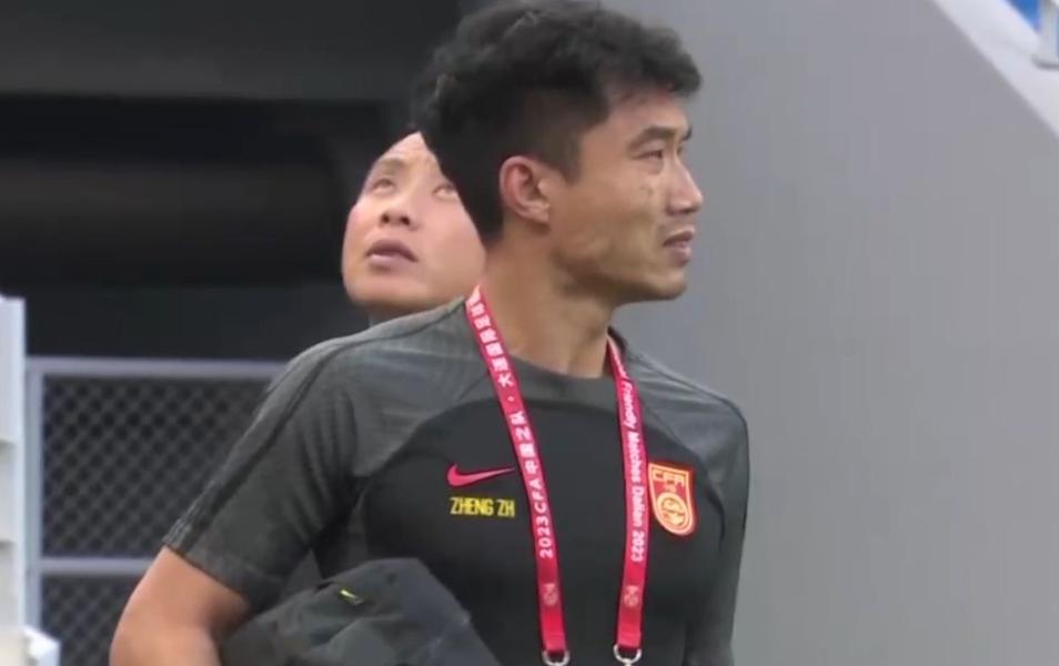 郑智退役，你如何评价他的职业生涯？在你心中他是个优秀的球员吗？作为一名有着丰富经